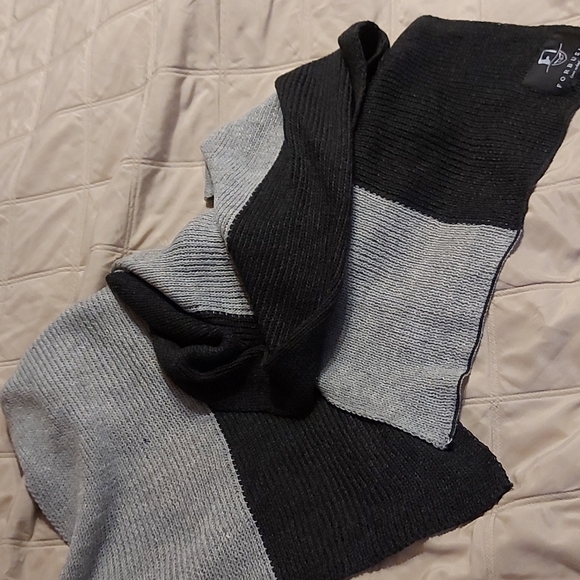 Forbusite Mens Knit Scarf - Picture 3 of 6